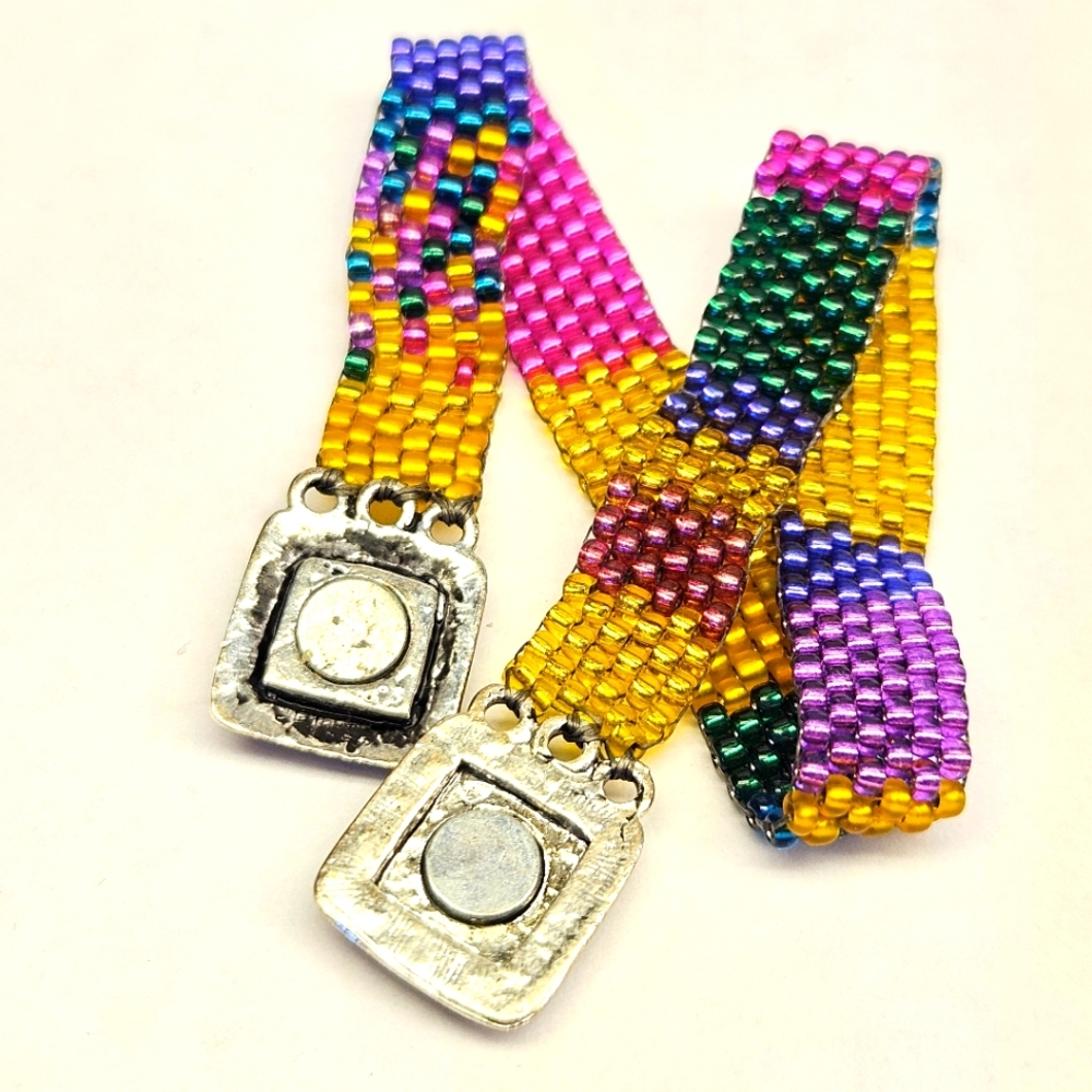 Handmade Colorful Seed Bead Bracelet - Picture 4 of 5